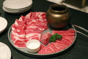 Read more about the article 最潮台南燒肉品牌：青青燒肉，在地小農直送蔬果、頂級肉品饗宴！