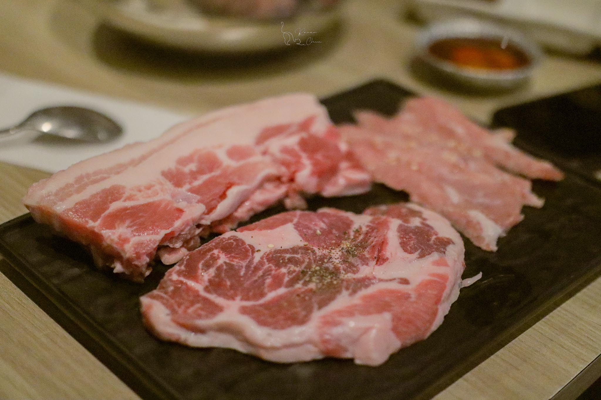 免動手！專人桌邊代烤！台南韓式烤肉推薦：高麗肉 高麗肉